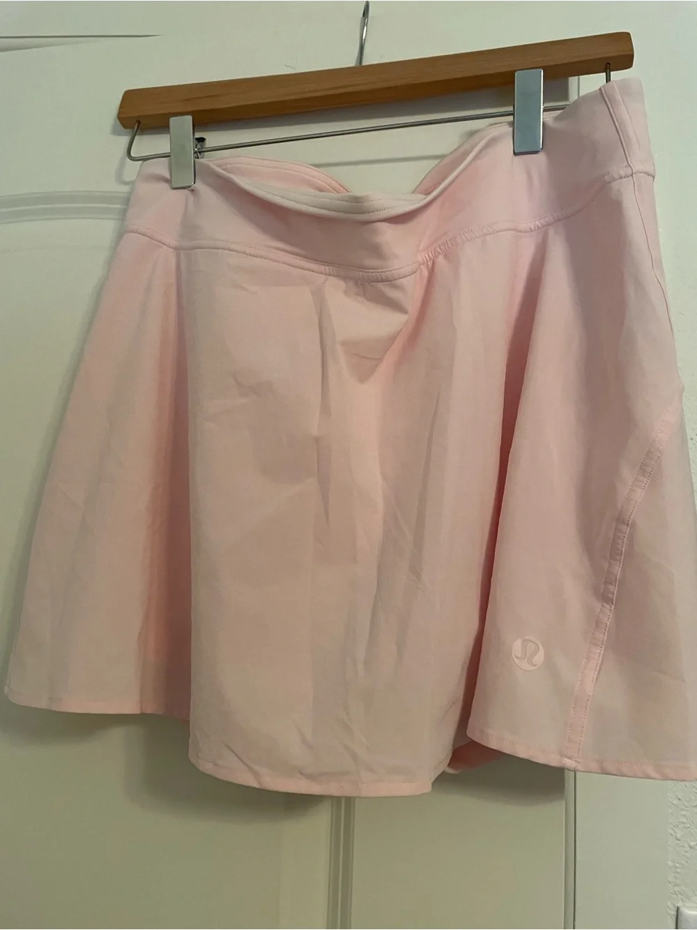 Lululemon lightweight high rise tennis skirt Strawberry Milkshake